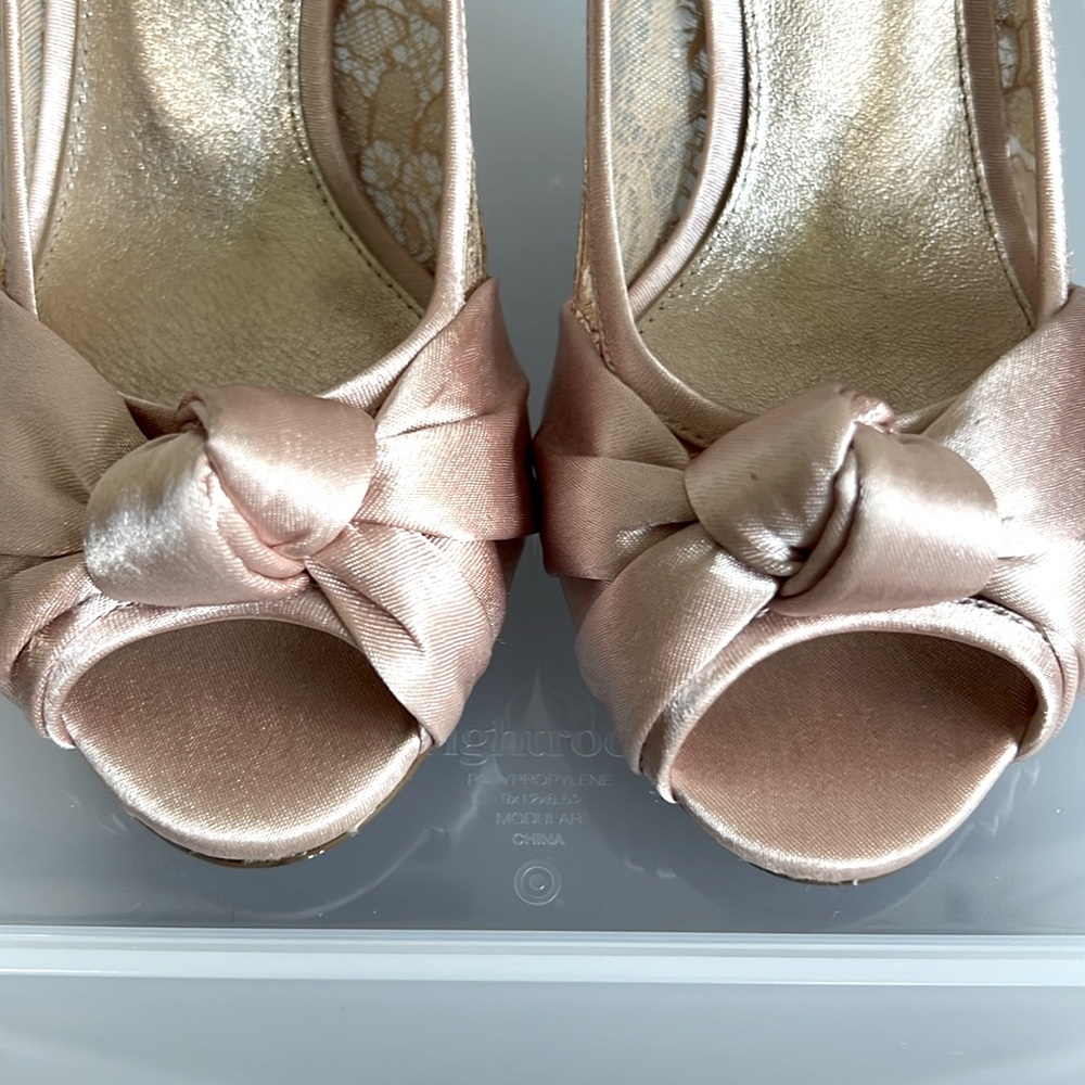 Adrianna Papell Francesca Peep Toe Heels - Picture 5 of 12